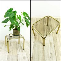 Rectangular 1980S Smoked Glass Chrome Side End Table Nightstand von VINTARAMAcom