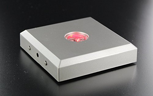VIP-LASER LED LEUCHTSOCKEL I 5 LED Silber I Perfekt um Glaskrsitalle in Szene zu setzen. VIP-LASER LED LEUCHTSOCKEL I 5 LED Silber I Perfekt um Glaskrsitalle in Szene zu setzen. von VIP-LASER