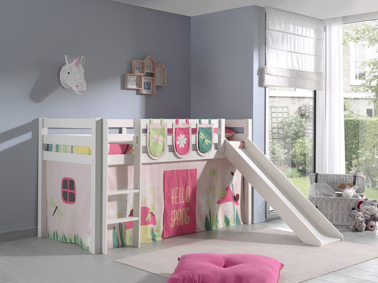 Vipack: "PINO" Spielbett mit Rutsche Vorhang Taschen "Spring" Kiefer massiv Weiß Vipack: "PINO" Spielbett mit Rutsche Vorhang Taschen "Spring" Kiefer massiv Weiß von VIPACK