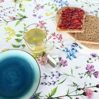 PVC-Tischdecke - Blumen/Kräuter-Muster - Weiß/Bunt - 140 x 200 - Pflegeleicht, wasserabweisend & rutschfeste Vlies-Rückseite PVC-Tischdecke - Blumen/Kräuter-Muster - Weiß/Bunt - 140 x 200 - Pflegeleicht, wasserabweisend & rutschfeste Vlies-Rückseite von VIVOL