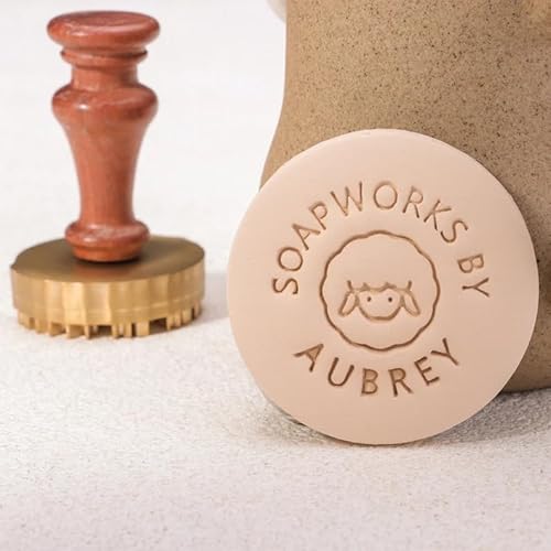 Individueller Tonstempel Für Töpferei Keramik Mit Holzgriff, Messingstempel Für Ton, Seifenstempel Geschenk Für Töpfer Polymerstempel Mit Eigenem Design Polymer Clay Tools Creat Unique Imprints von Vniqloo