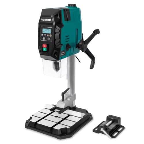VONROC Standbohrmaschine 900W – Tischbohrmaschine – Ständerbohrmaschine - Digitales Bedienfeld mit LCD – Holz 40mm/Stahl 13mm – Kreuzlinienlaser und LED-Licht – Inkl. Zubehör von VONROC