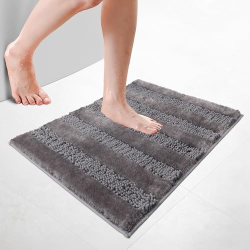 VOUNOT Chenille Badematte rutschfeste, Mikrofaser Saugfähig Badezimmerteppich, Flauschig & schnelltrocknend Maschinenwaschbar Badteppich, Super Weich Fußmatte Duschvorleger 50x80cm Grau von VOUNOT