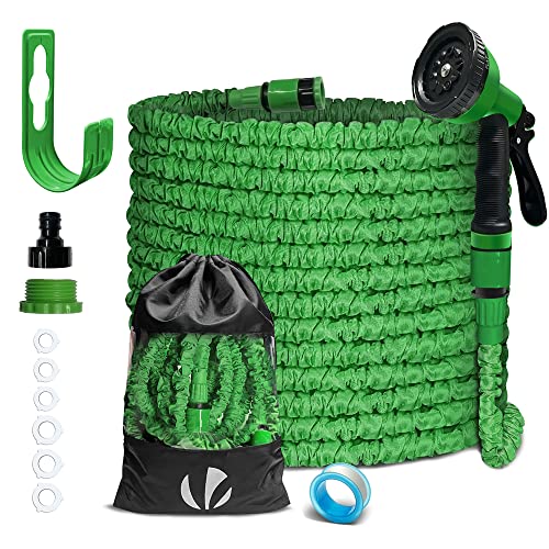 VOUNOT® Flexibler Gartenschlauch 30 m, Flexibel Wasserschlauch Dehnbarer mit 10 Sprühfunktionen, Schnelladaptern und Wandhalterung, Grün von VOUNOT