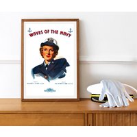 Reprint Eines Vintagen Weiblichen Werbeplakats - "Waves Of The Navy" von VPCompanyUSA