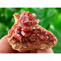 Ein Sehr Schöner Vanadinit Aus Marokko, Marokko Mineralien Und Kristalle, Vanadinit Kristall, Rot, Vanadinit, Roter Kristall, Rotes Kristall von VSMINERALS