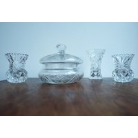 Gruppe Von Frühen 20Th Century Kristallschliff Glas Vasen Und Schmuckkästchen von VScollectibles