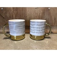 2 Ganz Woodstock Kaffee Tassen Weiss Mit Gold von VTGItemsAddedDaily