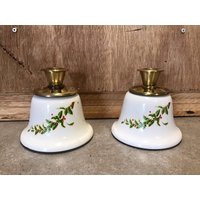 2 Vintage Teleflora Kerzenständer Holly & Berry Porzellan Und Messing Sammlerstück Set Mit Kerzenhaltern von VTGItemsAddedDaily