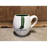 Rae Dunn Magenta Keramik Kaffeetasse Mit Hexenbeinen Design I Put A Spell On You - Creme/Grün von VTGItemsAddedDaily