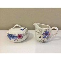 Villeroy & Boch Milchkännchen Set Mit Blauen Und Rosa Blumen von VTGItemsAddedDaily