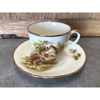 Vintage Alfred Meakin Teetasse Und Untertasse Landleben Made in England Vintage Alfred Meakin Teetasse Und Untertasse Landleben Made in England von VTGItemsAddedDaily