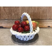 Vintage Keramikschale Korb Mit Kirschfrucht, Handbemaltes Küchendekor, Geschenk Für Sie von VTGItemsAddedDaily