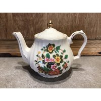 Vintage Sadler Teekanne, Swirl Gold Retro Blumenstrauß Hergestellt in England Gartenteeparty Retro-Duschegeschenk Nachmittagstee-Klassiker von VTGItemsAddedDaily