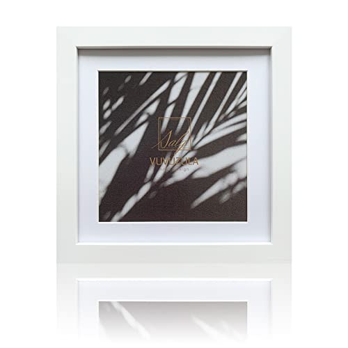 VUVUZULA Quadratischer Bilderrahmen mit Passepartout, 20,3 x 20,3 cm, mit Echtglas, Weiß VUVUZULA Quadratischer Bilderrahmen mit Passepartout, 20,3 x 20,3 cm, mit Echtglas, Weiß von VUVUZULA