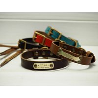 Handgefertigtes Hundehalsband Aus Leder Personalisierte Massive Messing-Hardwares von VacForPets
