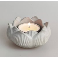Lotus Teelichthalter von ValoaWien