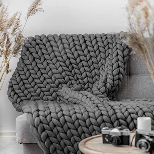 VanderHOME Decke Gestrickte Super Weiche Kuscheldecke Handgefertigt Grobe Strickdecke Grobstrick Decke Gestrickte Decke Wolldecke Couchdecke Flauschige weihnachtsdeko (Dunkelgrau,80×100cm) von VanderHOME