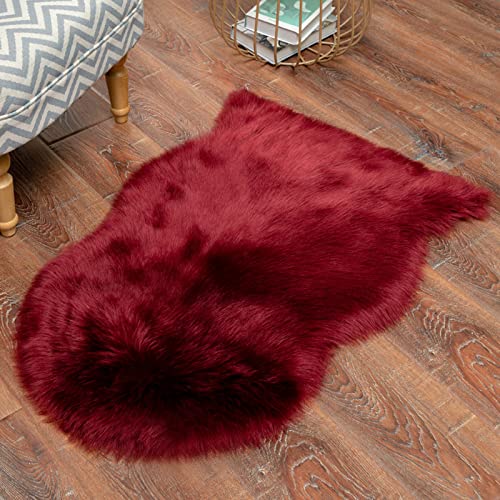 VanderHOME Lammfellimitat Teppich Faux Lammfell Schaffell Teppich Weich Flauschig Faux Fell Teppich Bettvorleger Sofa Matte Kunstfell Dekofell für Wohnzimmer Schlafzimmer (60x150 cm, Rot) von VanderHOME