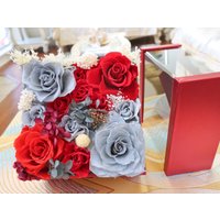 Ewige Rote Rosen Acryl Würfel Box | Konservierte Blumen Bloom Hochzeit Blumenkasten Muttertagsblume Rose Valentines Geschenkbox von VanessaFlowerCraft