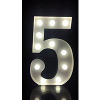 12 "Metall Weiß No.5 Festzelt Buchstabe Licht Nummer Fünf Partyraum Bar Pub Ladendekor 12 "Metall Weiß No.5 Festzelt Buchstabe Licht Nummer Fünf Partyraum Bar Pub Ladendekor von Vannarithlighting