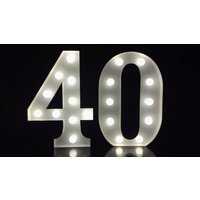 12 "Metallnummer 40-49 Leuchtzahlen Zeichen Vierzig Zuhause Schlafzimmer Geschäft Jubiläum Hochzeit Geburtstag Ereignis Zeremonie Dekor Batterien von Vannarithlighting