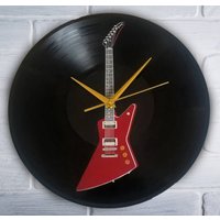 E-Gitarre Bemalt Vinyl Schallplatte Uhr von VantidusArt