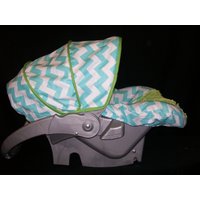 Aqua Chevron Mit Jade Baby Auto Sitzbezug Aqua Chevron Mit Jade Baby Auto Sitzbezug von VariegatedThread