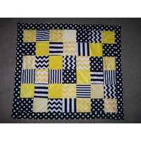 Individuelle Quilts Mit Minky von VariegatedThread