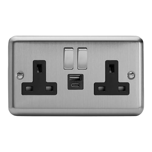VARILIGHT - Matt Chrom - Value - Doppelsteckdose mit 20 W gemeinsamen USB A & C Ladeanschlüssen - XS5UACDB VARILIGHT - Matt Chrom - Value - Doppelsteckdose mit 20 W gemeinsamen USB A & C Ladeanschlüssen - XS5UACDB von Varilight