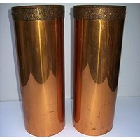 Vintage Paar Kupfer Vollzylinder Vasen Mit Dekorativen Rand Von Higgins Kalifornien - Made in Usa von VastVintageVisions
