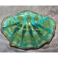 Vintage Treasure Craft Von Hawaii Glasierte Keramik Shell-Förmige Seife/Candy Schale von VastVintageVisions