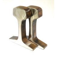 Eisenbahnschiene Buchsends Eisenbahnschiene Buchsends von VavrinaFabrications