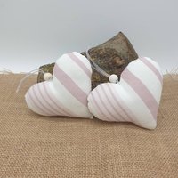 Set 2 X Herzen Aus Stoff Ostern Dekoration Fensterdeko Frühlingsdeko Fensterschmuck Wanddeko Muttertag Valentinstag Hochzeitstag Herz von VeGa1604