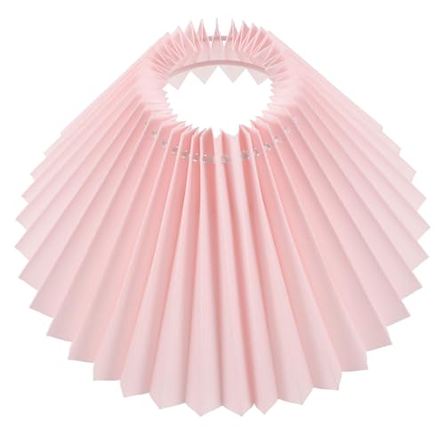Veemoon Plissee Lampenschirm Tischlampe Rosa Langlebiger Stoff Lampenschirm für Kleine Tischlampen Sanftes Licht Geeignet für Schlafzimmer Wohnzimmer Hotel und Büro Romantische Atmosphäre Veemoon Plissee Lampenschirm Tischlampe Rosa Langlebiger Stoff Lampenschirm für Kleine Tischlampen Sanftes Licht Geeignet für Schlafzimmer Wohnzimmer Hotel und Büro Romantische Atmosphäre von Veemoon