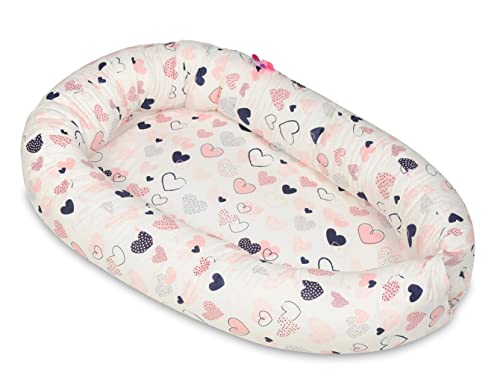 Velinda Kuschelnest Babynest Babynestchen Nestchen Reisebett Kuschelbett 100% Baumwolle (Muster: rosa und dunkelblaue Herzen) von Velinda