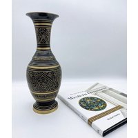 Vintage Geätzte Messing Vase Schwarz von VelvetBerryHome