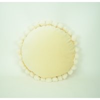 Runde Creme Kissen/Samtkissen Pom-Pom-Kissen von VelvetandLinenHome