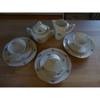 Art Deco Kaffeeservice Bestehend Aus 3 Kaffeegedecken, Zuckerdose Und Milchkännchen. Schaller von VerasPorzellanladen