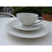 Immer Modernes Kaffee/Teegedeck Mit Glückskleeblättern. Arzberg "Glücksklee" Immer Modernes Kaffee/Teegedeck Mit Glückskleeblättern. Arzberg "Glücksklee" von VerasPorzellanladen