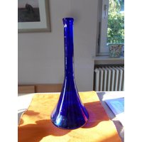 strahlend Blaue Glasvase. Höhe 34, 5 cm von VerasPorzellanladen
