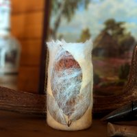 Windlicht Gefilzt , Filzlampe Mit Herbstmotiv, Aus Filzwolle Und Getrockneten Blättern, Handarbeit von VerfilztesWollezeug