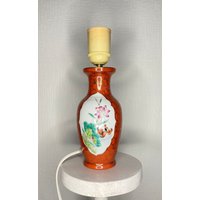 Vintage Oriental Coral Red Handbemalte Vase Lampensockel 9 "' | 22 cm von VerinVintage