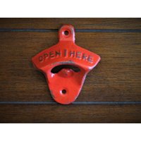 Apfelroter Flaschenöffner/Gusseisen Retro Wandhalterung Grillzubehör Geschenk Für Ihn Vatertagsgeschenk Bieröffner Apfelroter Flaschenöffner/Gusseisen Retro Wandhalterung Grillzubehör Geschenk Für Ihn Vatertagsgeschenk Bieröffner von VeritasInspired