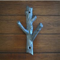 Mantelhut Leine Schlüsselhaken/Baum Ast Dekor Dunkelgrau Oder Pick Color Cabin Lodge Woodland Rustikal Eingang Gusseisen Aufhänger von VeritasInspired