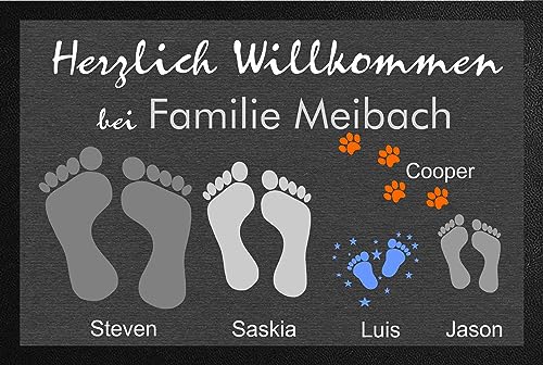 Verlag HE Personalisierte Fußmatte mit Fußabdruck & Pfoten Fußabtreter mit Namen von Mama, Papa, Kind, Baby, Hund, Katze grau anthrazit individuell aussen innen waschbar Herzlich willkommen von Verlag HE