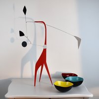 Stabile Mobile Verneuil Créations Nummer 7 Rot Handgefertigt in Frankreich Mid-Century-Skulptur 100 % Stahl Limitierte Auflage Nummerierte von VerneuilCreations
