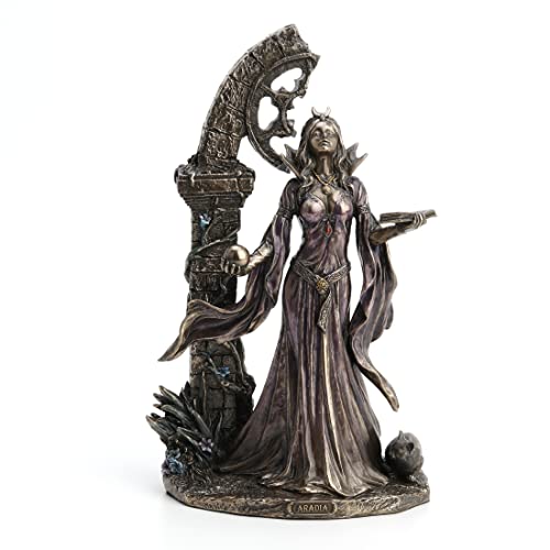 Veronese Design Aradia The Wicca Queen of Witches Cold Cast Resin Antique Bronze Finish Statue Veronese Design Aradia The Wicca Queen of Witches Cold Cast Resin Antique Bronze Finish Statue von Veronese Design