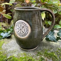 1000 Ml + Schaum Großer Bierkrug Mittelalter Oder Xxl Tasse Von Hand Getöpfert Wikinger Zeichen Vegvisir - Ein Einzigartiges Trinkvergnügen von VersandderkleinenHex