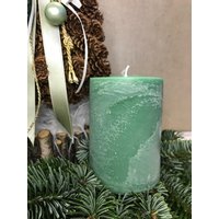 Grüne Stumpenkerze Für Festliche Akzente, 117 cm Grüne Stumpenkerze Für Festliche Akzente, 117 cm von VeryCrazyCat